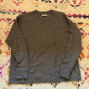 Alice + Olivia Quintin pullover with sleeve detail